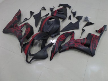 CBR 600 RR 2007-2008 - Matt Schwarzer Roter Totenkopf mit Streifen