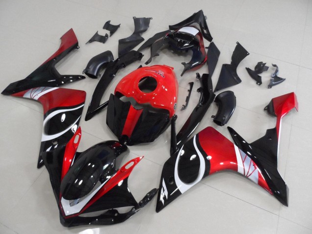 R1 2007-2008 - Schwarz rot Glänzend R1 2007-2008 - Schwarz rot Glänzend